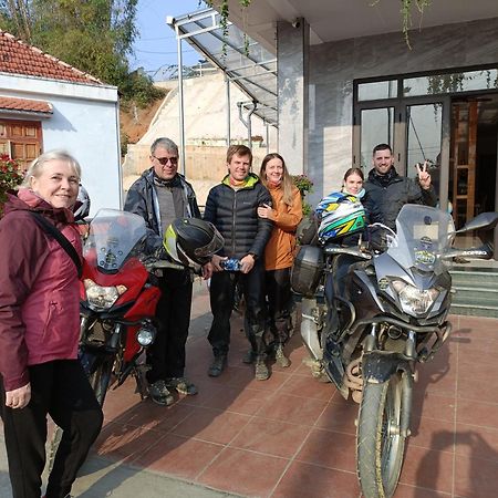 Giabinh Homestay Као Банг Екстериор снимка